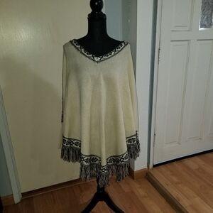 Toto Knit 🧶 Pancho collections